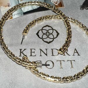 Kendra Scott gold large hoops. Comes with everything pictured